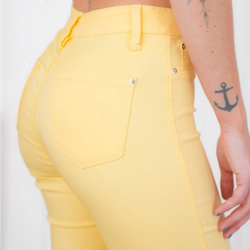 YMI Bright Yellow SUPER STRETCH Skinny Jeans XL - Picture 3 of 11